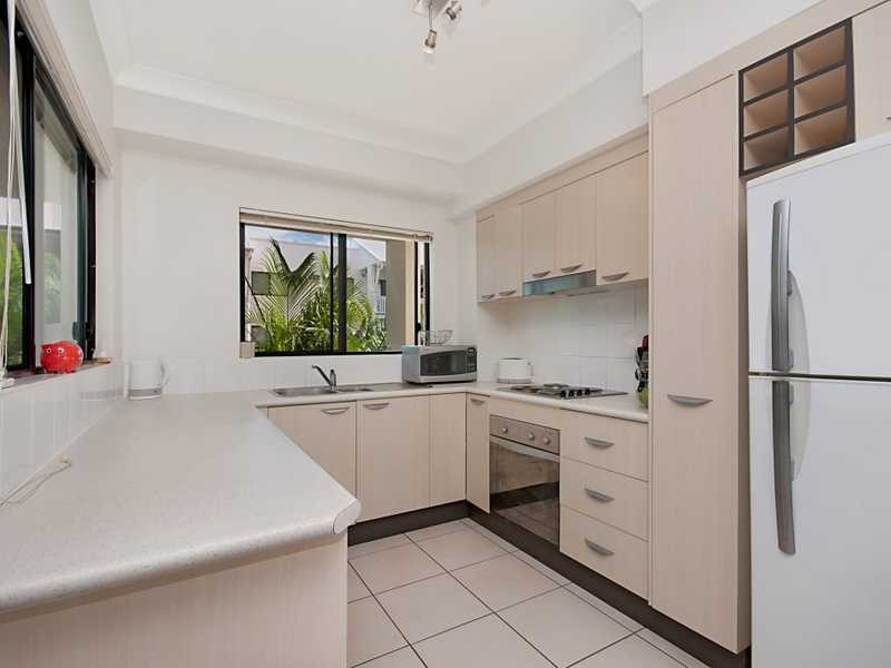 5/44 Pease Street, Cairns QLD 4870