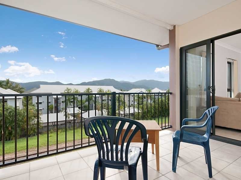 10/93 McLeod Street, Cairns City QLD 4870
