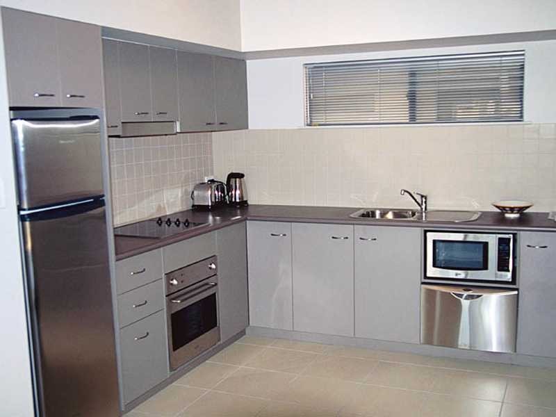 3 Water Street, Cairns City QLD 4870