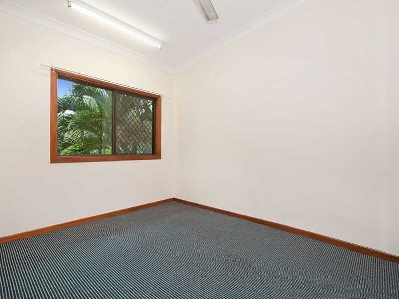 2 Moody Street, Cairns QLD 4870