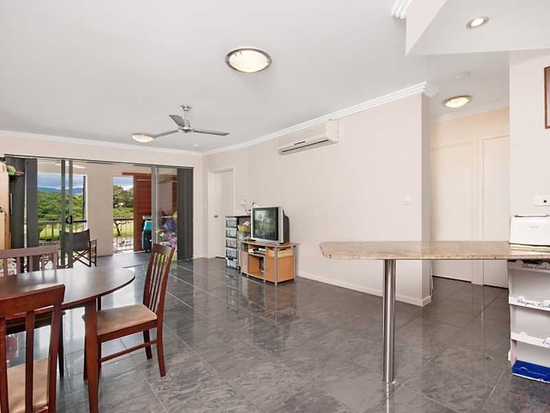8/242 Grafton Street, Cairns North QLD 4870