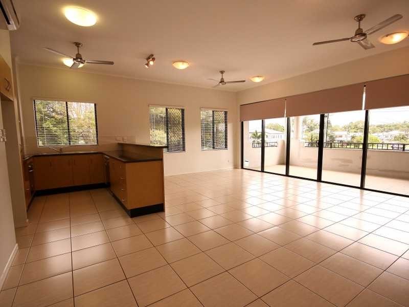 10/15 Clare Street, Parramatta Park QLD 4870