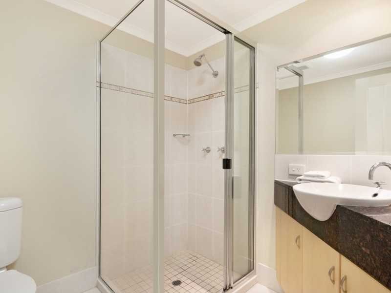 6/75 Spence Street, Cairns City QLD 4870