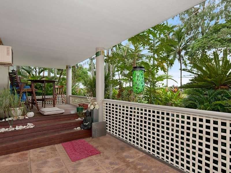 2/39 Arlington Esplanade, Clifton Beach QLD 4879