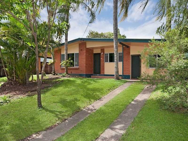 144 Russell Street, Edge Hill QLD 4870
