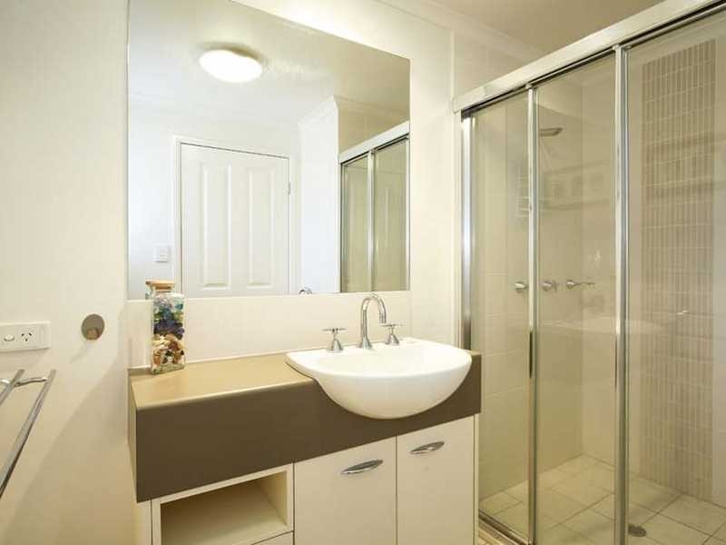 7/164 Spence Street, Cairns QLD 4870