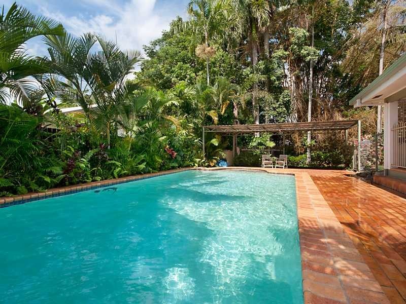 27 Junction Street, Edge Hill QLD 4870