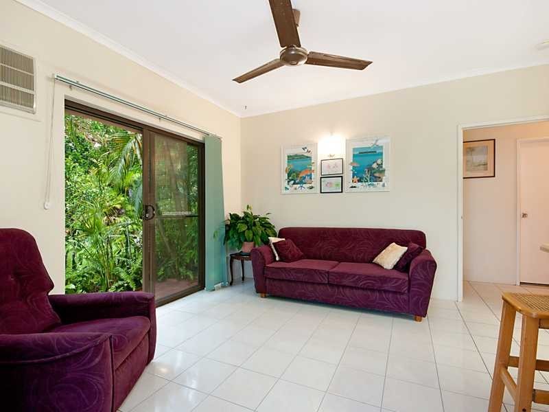 27 Junction Street, Edge Hill QLD 4870