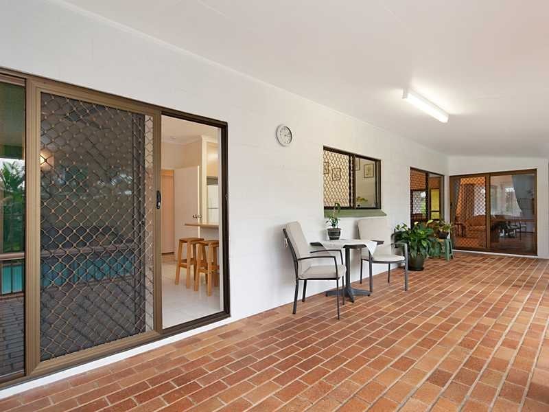 27 Junction Street, Edge Hill QLD 4870