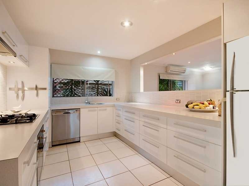 170 Greenslopes Street, Edge Hill QLD 4870