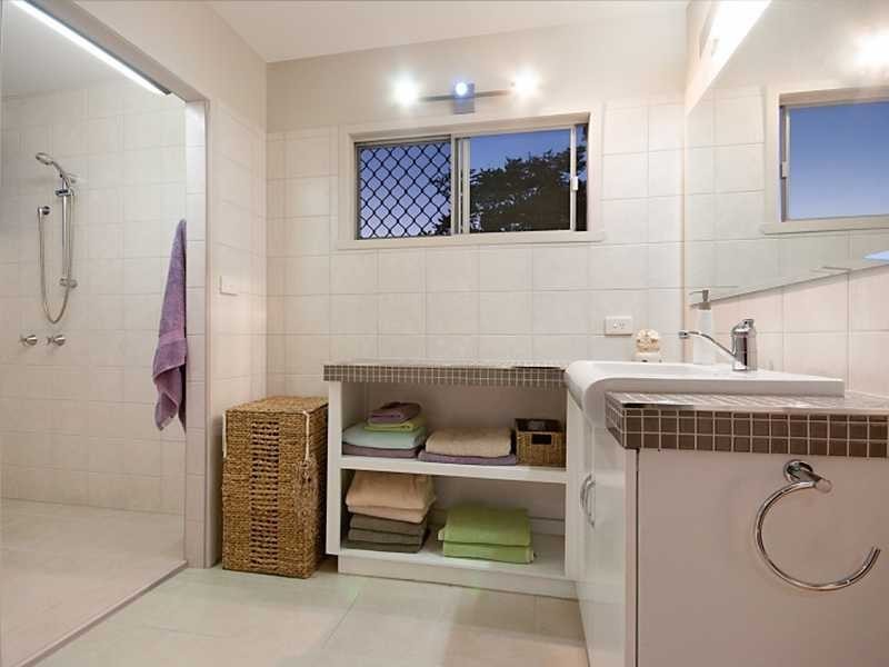 170 Greenslopes Street, Edge Hill QLD 4870