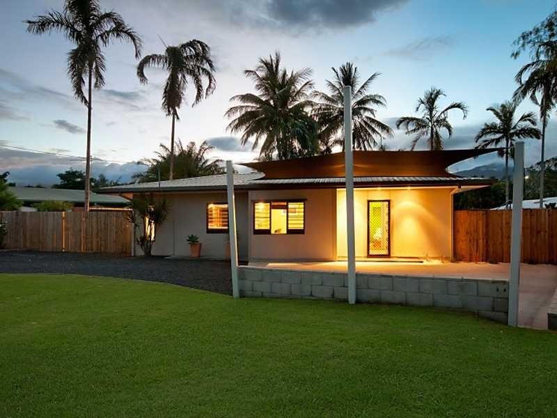 393 Varley Street, Yorkeys Knob QLD 4878