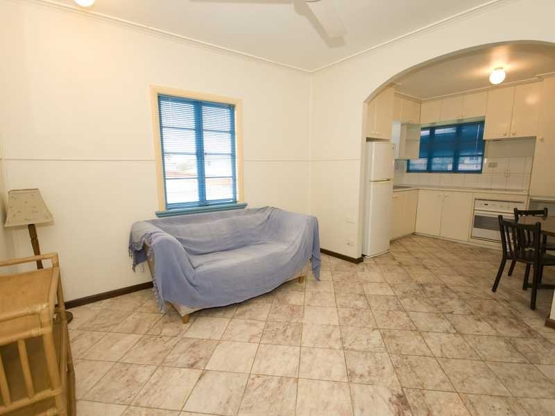 233 Aumuller Street, Cairns QLD 4870
