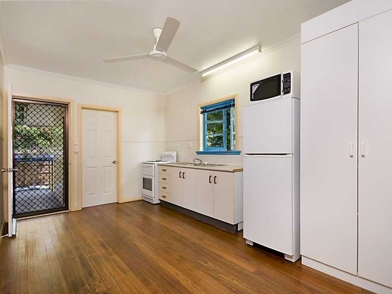 233 Aumuller Street, Cairns QLD 4870