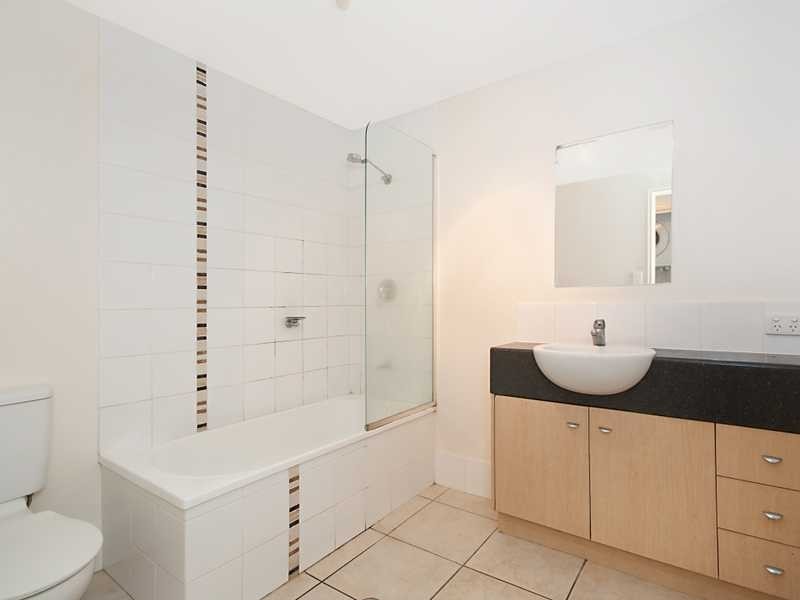 3/69 Grove Street, Parramatta Park QLD 4870
