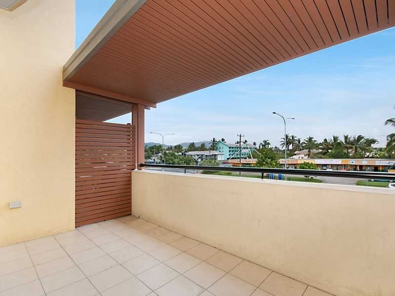 13/6 James Street, Cairns North QLD 4870