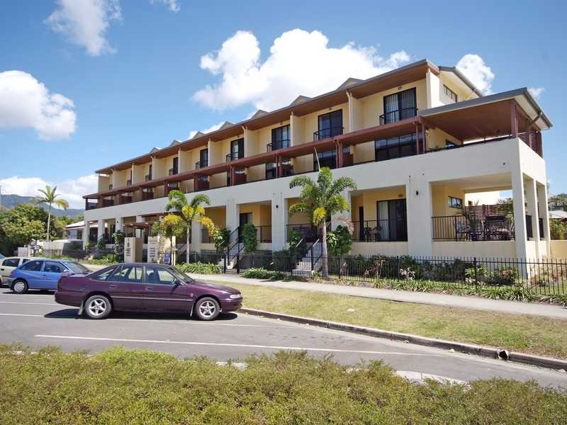 13/6 James Street, Cairns North QLD 4870