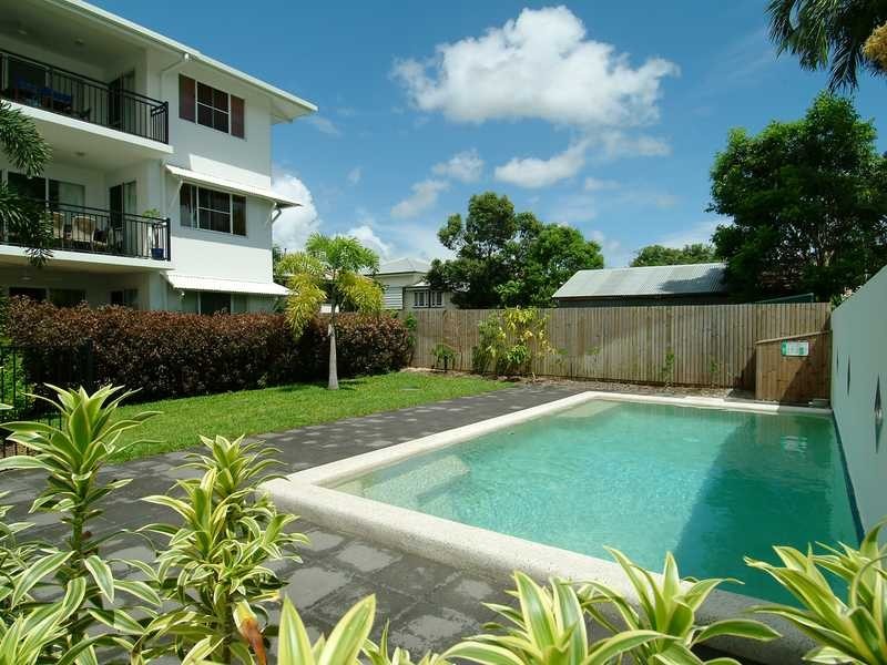 7/18 Smith Street, Cairns North QLD 4870