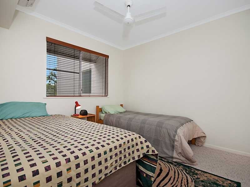 7/18 Smith Street, Cairns North QLD 4870