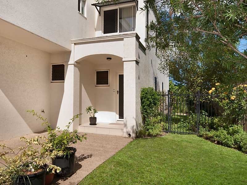 15/15 Thomas Street, Cairns North QLD 4870