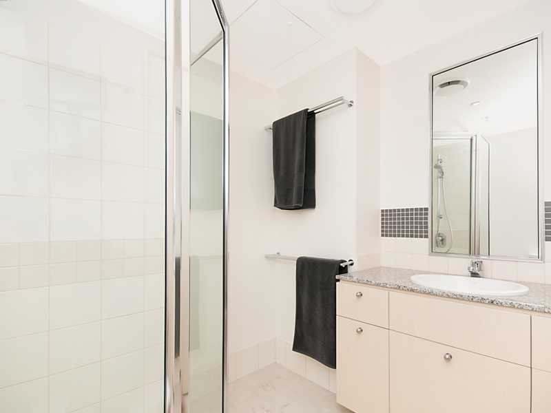 909/99 Esplanade, Cairns City QLD 4870