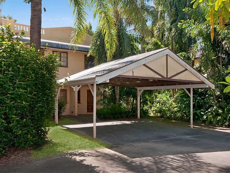 4/404 McCoombe Street, Mooroobool QLD 4870