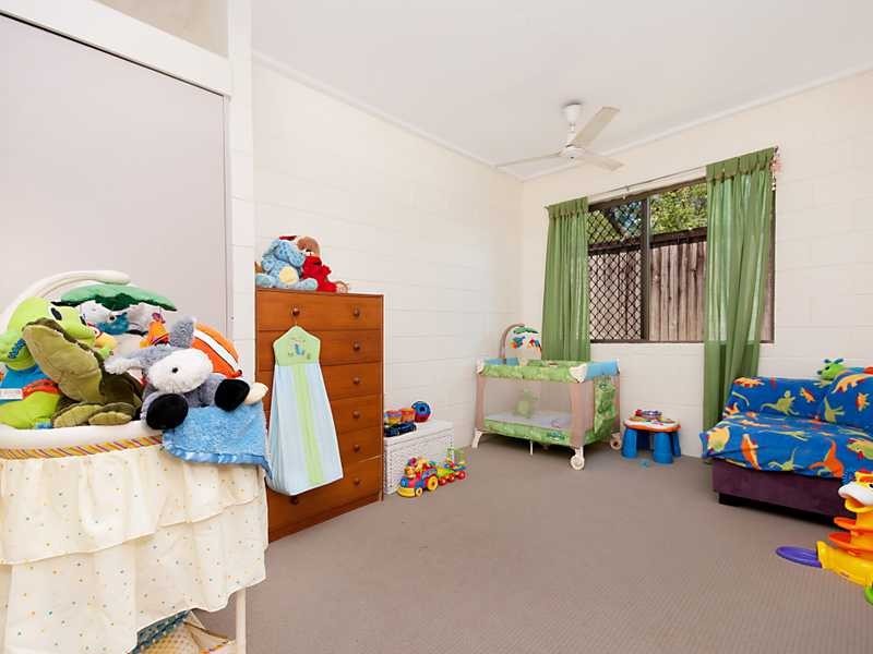 64- 66 Rigg Street, Cairns QLD 4870