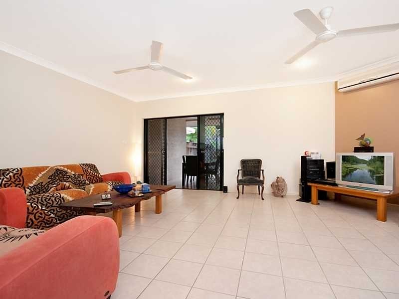 24/190 Irene Street, Mooroobool QLD 4870