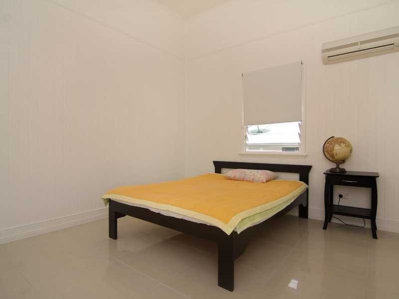 33 Upward Street, Parramatta Park QLD 4870
