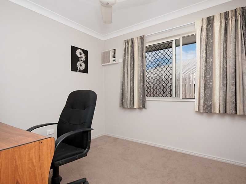 17 Cliffdale Street, Bentley Park QLD 4869
