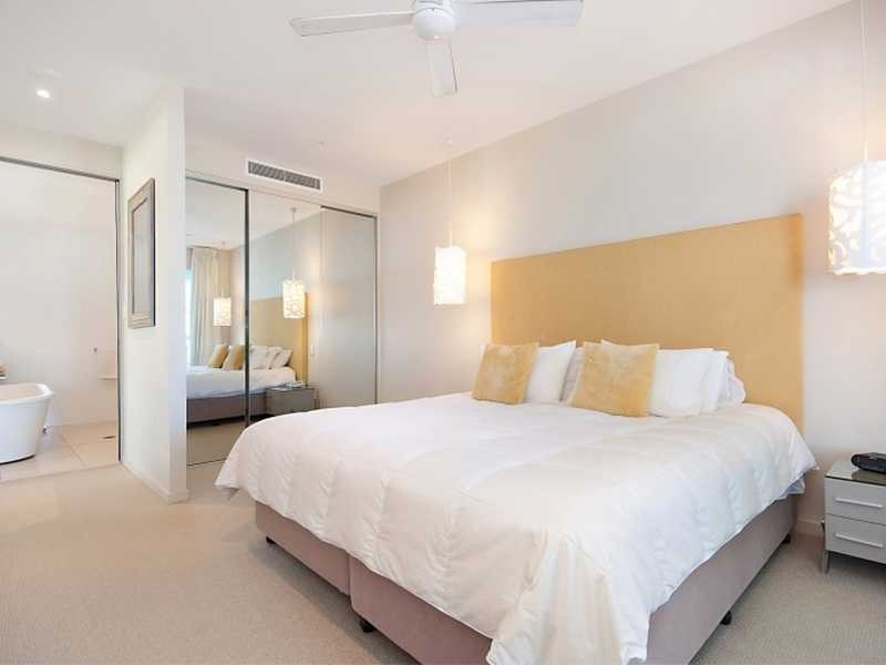 26/201 Lake Street, Cairns North QLD 4870