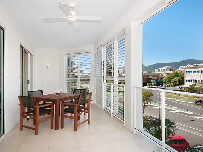 26/201 Lake Street, Cairns North QLD 4870