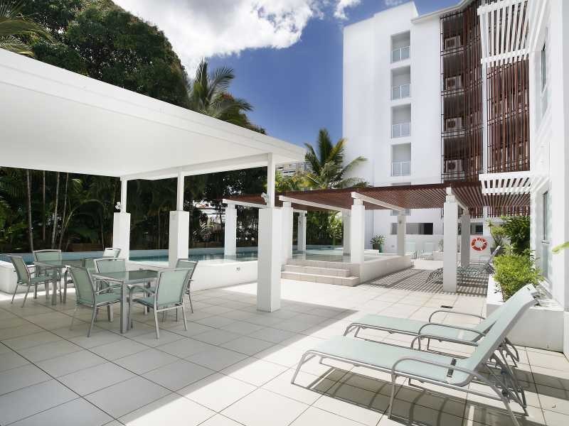 26/201 Lake Street, Cairns North QLD 4870