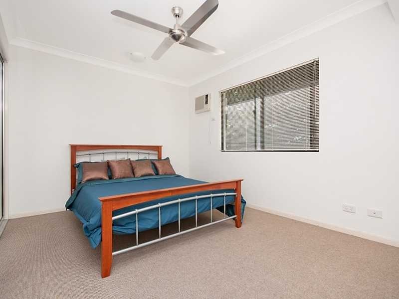 33/44 Pease Street, Cairns QLD 4870