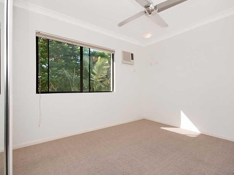 33/44 Pease Street, Cairns QLD 4870