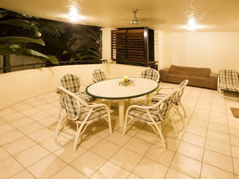 7/75 Spence Street, Cairns City QLD 4870