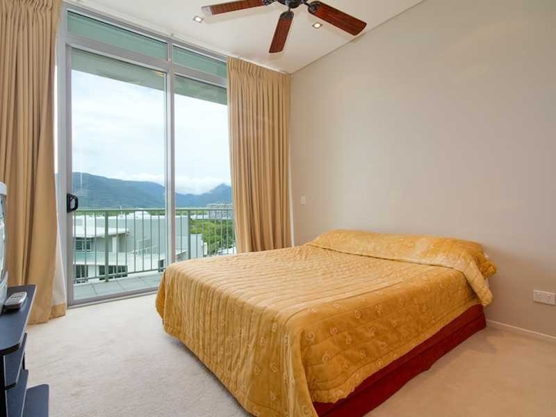 1304/99 Esplanade, Cairns City QLD 4870