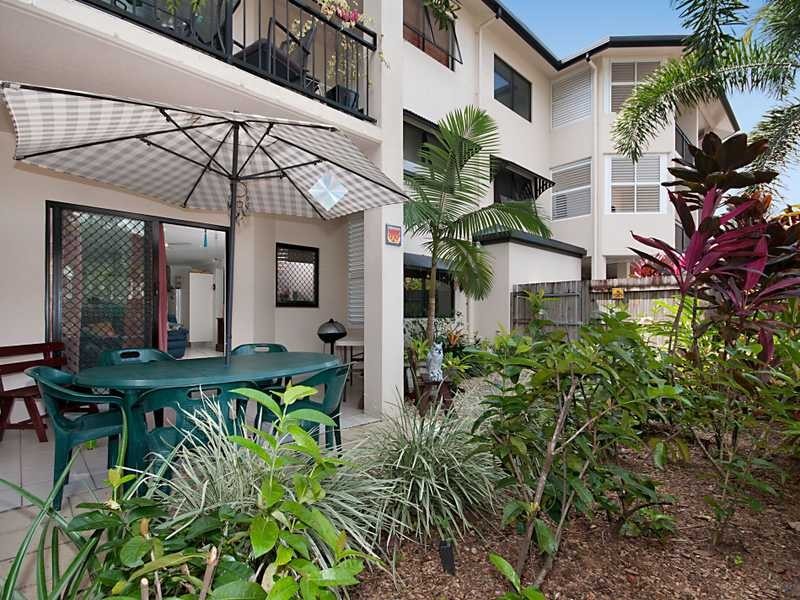 2/72 Digger Street, Cairns North QLD 4870