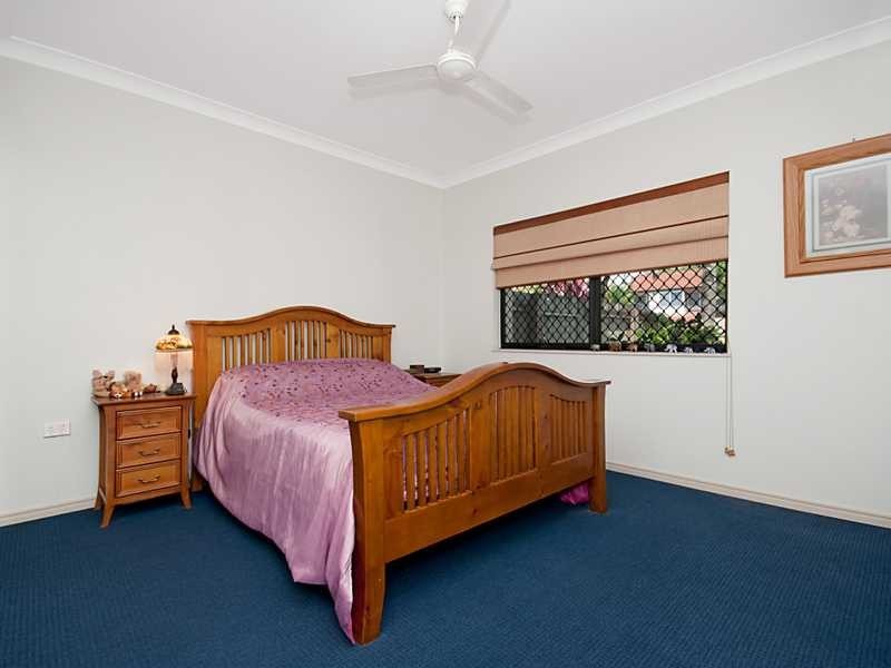 2/72 Digger Street, Cairns North QLD 4870
