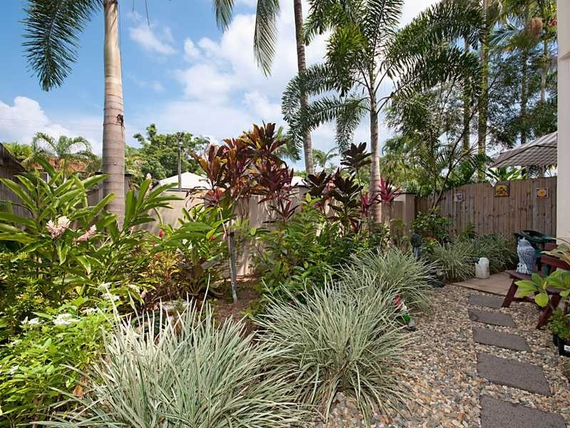 2/72 Digger Street, Cairns North QLD 4870