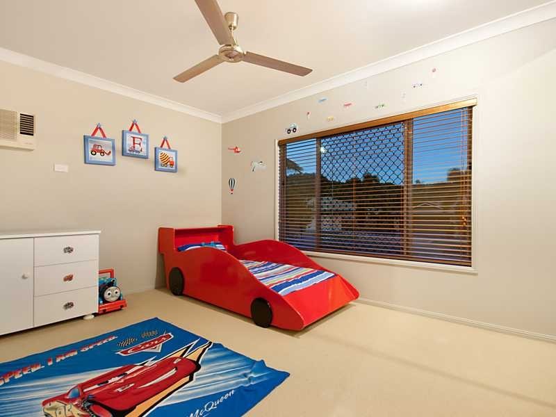 39 Elphinstone Street, Kanimbla QLD 4870