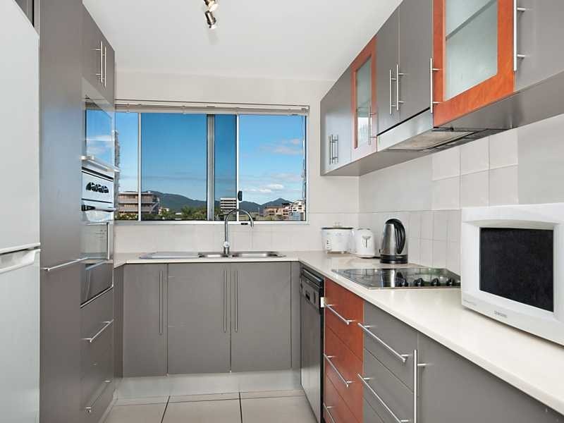 12/112 Sheridan Street, Cairns City QLD 4870