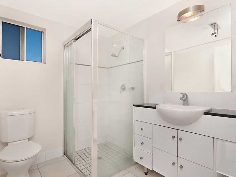 12/112 Sheridan Street, Cairns City QLD 4870