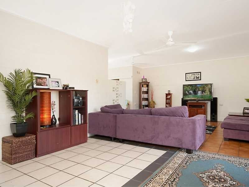 1/64-66 Rigg Street, Woree QLD 4868