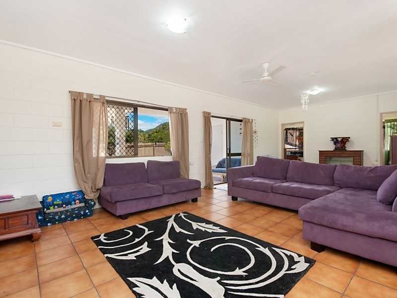 1/64-66 Rigg Street, Woree QLD 4868