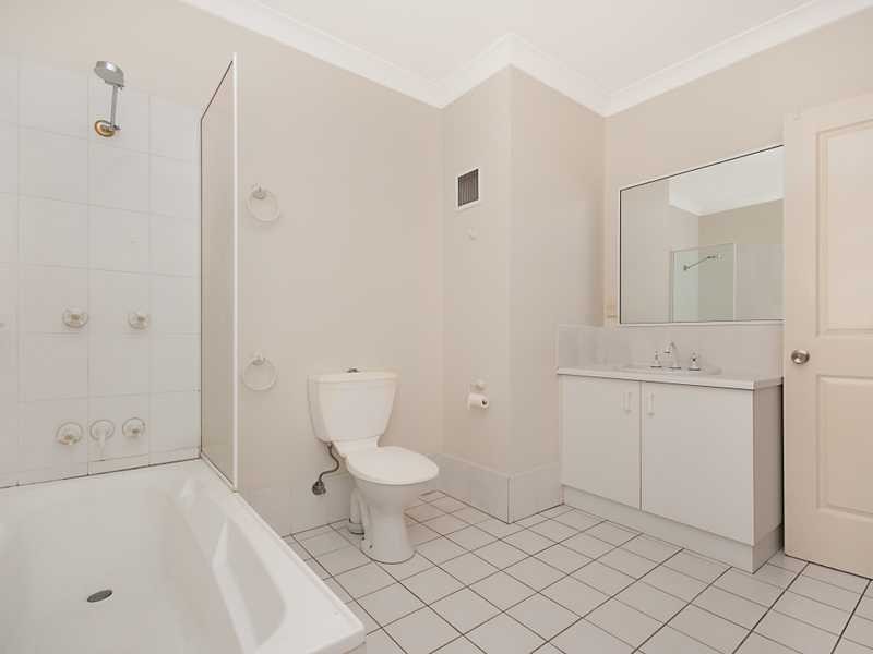 5/34 Springfield Crescent, Manoora QLD 4870