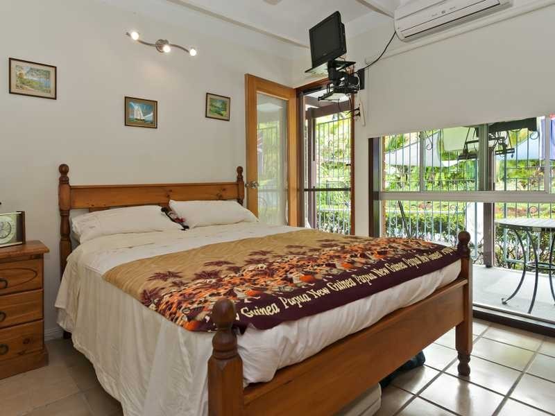 29 Passchendaele Street, Stratford QLD 4870