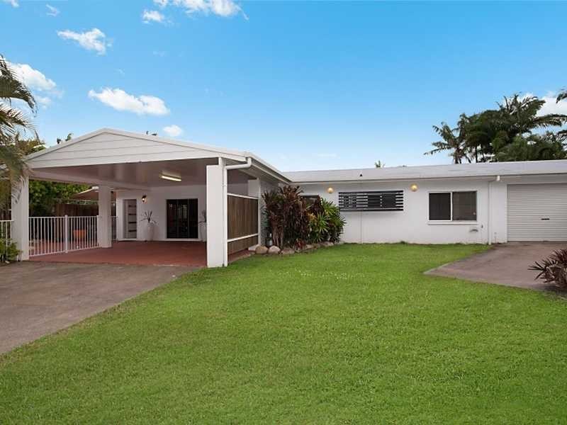 156 Greenslopes Street, Edge Hill QLD 4870