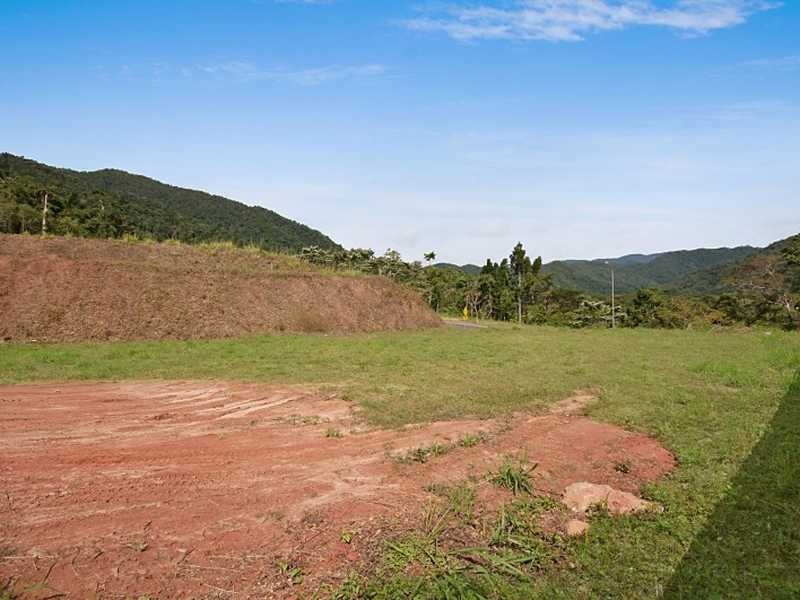 46 Xavier Herbert Drive, Redlynch QLD 4870