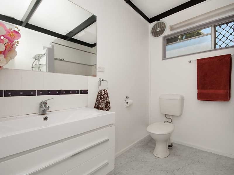 75 – 77 Mayers Street, Cairns QLD 4870